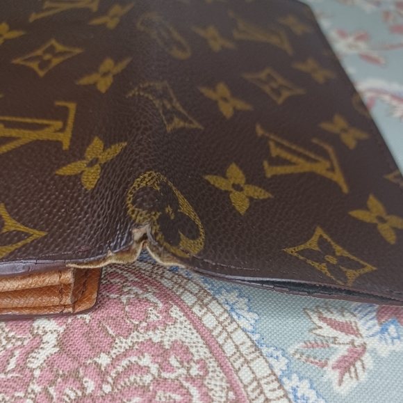 Louis Vuitton Monogram 3 Slot Credit Card Slim Wallet - Picture 7 of 11